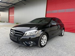 Mercedes-Benz A 180 2013-thumb-4
