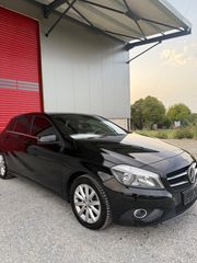 Mercedes-Benz A 180 2013-thumb-14