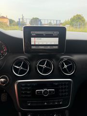 Mercedes-Benz A 180 2013-thumb-27