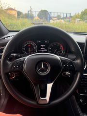 Mercedes-Benz A 180 2013-thumb-28