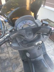 Sym GTS 300i EVO 2010-thumb-2