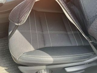 Mercedes-Benz A 180 2014-thumb-17
