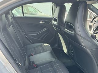 Mercedes-Benz A 180 2014-thumb-7