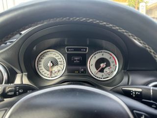 Mercedes-Benz A 180 2014-thumb-14