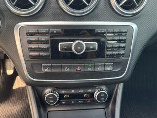 Mercedes-Benz A 180 2014-thumb-15