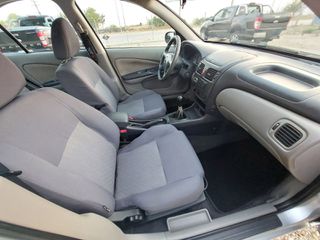 Nissan Almera 2003-thumb-19