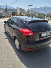 Ford Focus 2016 1.5 TDCi-thumb-4