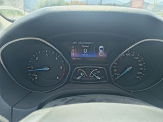 Ford Focus 2016 1.5 TDCi-thumb-5