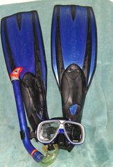 mask+snorkel+ fins+Aqua Lung +diving