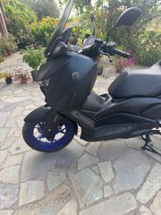 Yamaha XMAX 300 2023-thumb-2