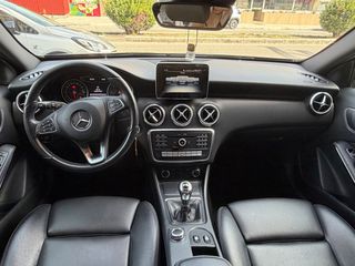 Mercedes-Benz A 180 2018 Progressive Edition-thumb-14