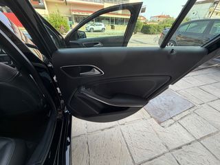 Mercedes-Benz A 180 2018 Progressive Edition-thumb-24