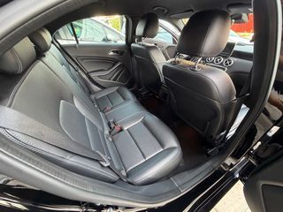 Mercedes-Benz A 180 2018 Progressive Edition-thumb-25