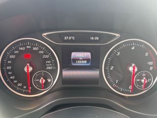 Mercedes-Benz A 180 2018 Progressive Edition-thumb-33