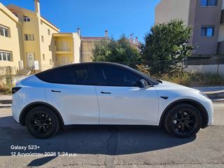 Tesla Model Y 2023 RWD, SINGLE MOTOR-thumb-3