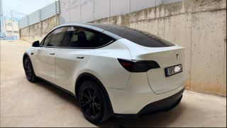 Tesla Model Y 2023 RWD, SINGLE MOTOR-thumb-15