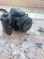Sony Cyber-shot DSC-HX300 20.4MP – 50x Zoom + 32GB SD