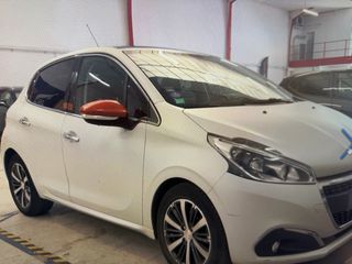 Peugeot 208 2017 *ROLAND GARROS*ΠΑΝΟΡΑΜΑ*ΔΕΡΜΑ*ΚΛΙΜΑ*NAVI*110ps*-thumb-8
