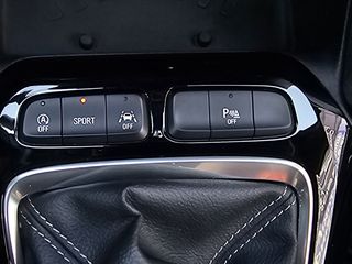 Opel Corsa 2020 1.2 101HP GS LINE-thumb-31