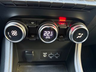 Renault Captur 2023 Techno-thumb-13