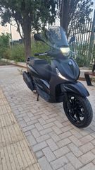 Piaggio Beverly 400 2024 Deep black-thumb-2