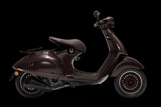 Vespa 946 2026-thumb-2
