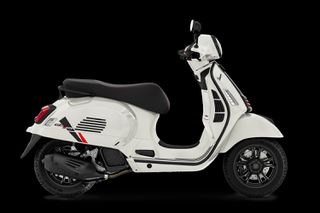 Vespa GTS 125 2026-thumb-1