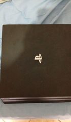 PlayStation 4 pro 1 terabyte σαν καινούργιο με κουτί και manual με 1 τηλεχειριστήριο και 3παιχνίδια (Assassin's creed Odyssey, Gran turismo sport, The last of us)