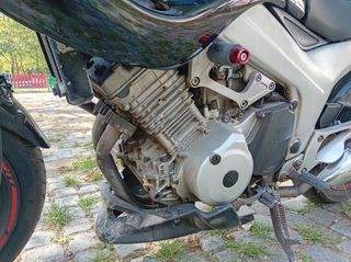 Yamaha TDM 850 2001 twin-thumb-17