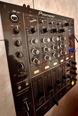 Pioneer DJM-700-thumb-4