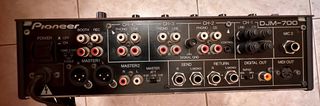 Pioneer DJM-700-thumb-6