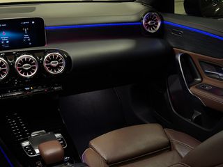 Mercedes-Benz A 180 2020 AMG LOOK DISTRONIC FULL EXTRA-thumb-9