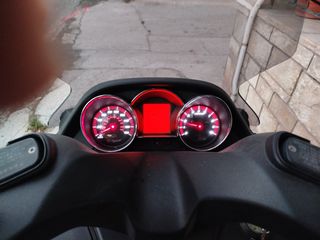 Kymco Downtown 200i 2011-thumb-4