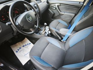 Dacia Duster 2017-thumb-8