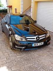 Mercedes-Benz C 180 2013