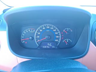 Hyundai i 10 2014-thumb-9