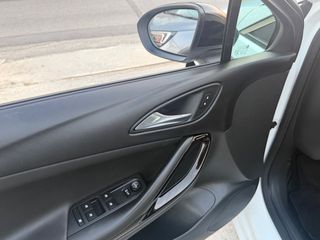 Opel Astra 2021 1.5 DIESEL-thumb-24