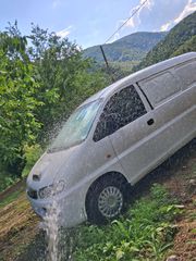 Hyundai H-1 2005