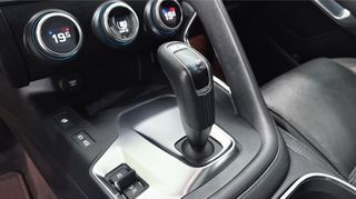 Jaguar E-Pace 2019 DIESEL AWD S PANORAMA/AUTOBESIKOS-thumb-39