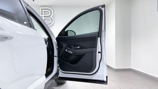 Jaguar E-Pace 2019 DIESEL AWD S PANORAMA/AUTOBESIKOS-thumb-24