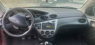 Ford Focus 2001-thumb-4