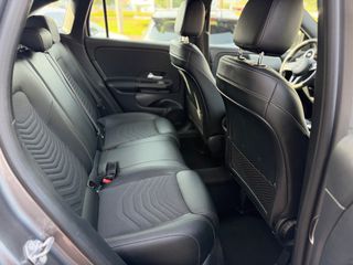 Mercedes-Benz GLA 250 2021 e plug-in hybrid-thumb-20