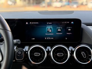 Mercedes-Benz GLA 250 2021 e plug-in hybrid-thumb-30