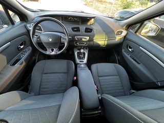 Renault Grand Scenic 2015 7 θεσιο-thumb-12