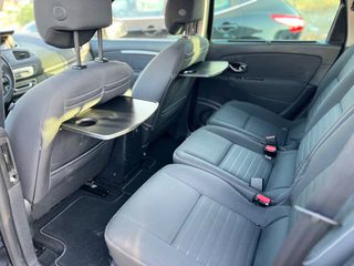 Renault Grand Scenic 2015 7 θεσιο-thumb-13