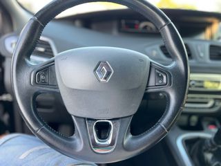 Renault Grand Scenic 2015 7 θεσιο-thumb-18