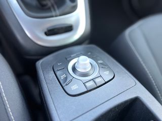 Renault Grand Scenic 2015 7 θεσιο-thumb-21