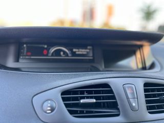 Renault Grand Scenic 2015 7 θεσιο-thumb-25