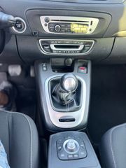 Renault Grand Scenic 2015 7 θεσιο-thumb-27