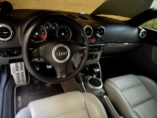 Audi TT 2004-thumb-3